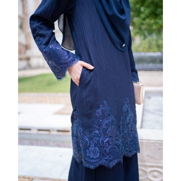 Baju Kurung Moden Lace Hayley - Navy Blue - Image 2