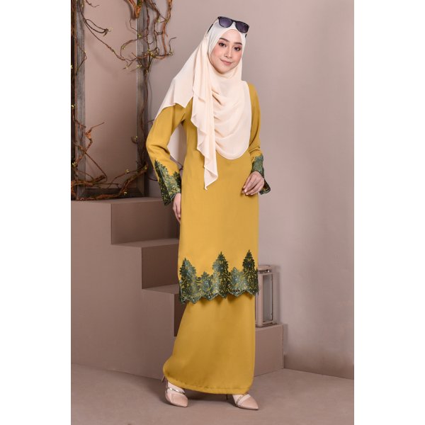 Baju Kurung Lace Royal Maya - Pineapple Yellow - Image 2